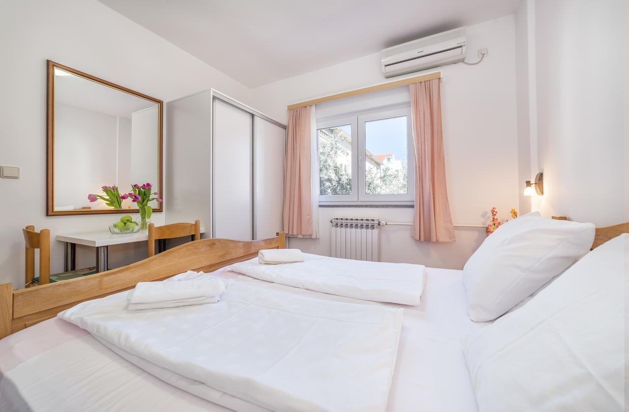 Apartments Valentino ヴォディツェ エクステリア 写真